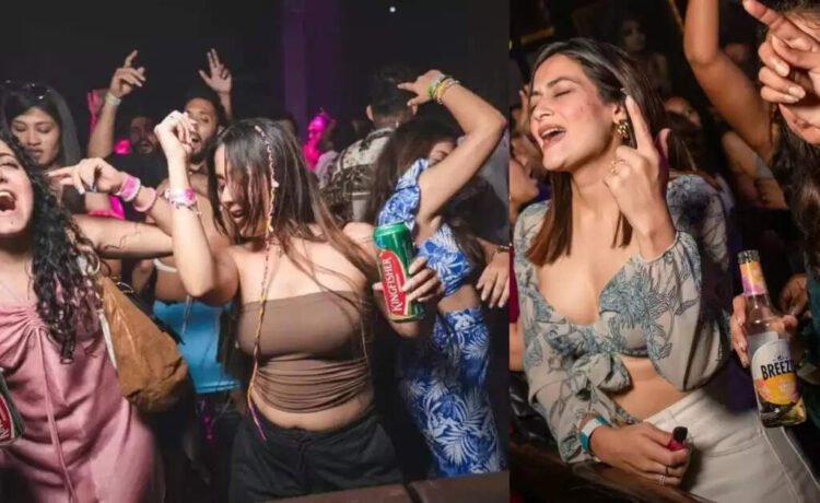 रात में दिल्ली की ये 5 जगहें नहीं देखी तो क्या देखा, विदेशों जैसी रहती है चकाचौंध ‘