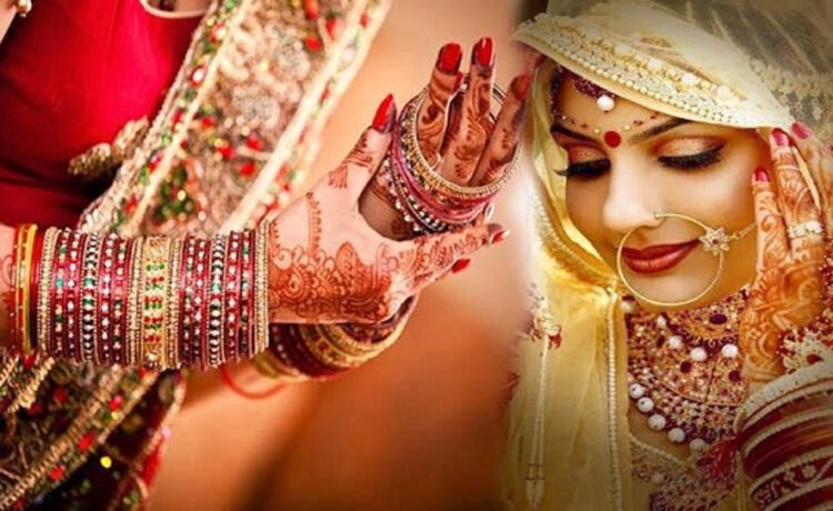रोजाना करें शादीशुदा महिलाएं ये काम, पति की बदल जाएगी किस्मत, घरेलू दुःख होंगे दूरˈ