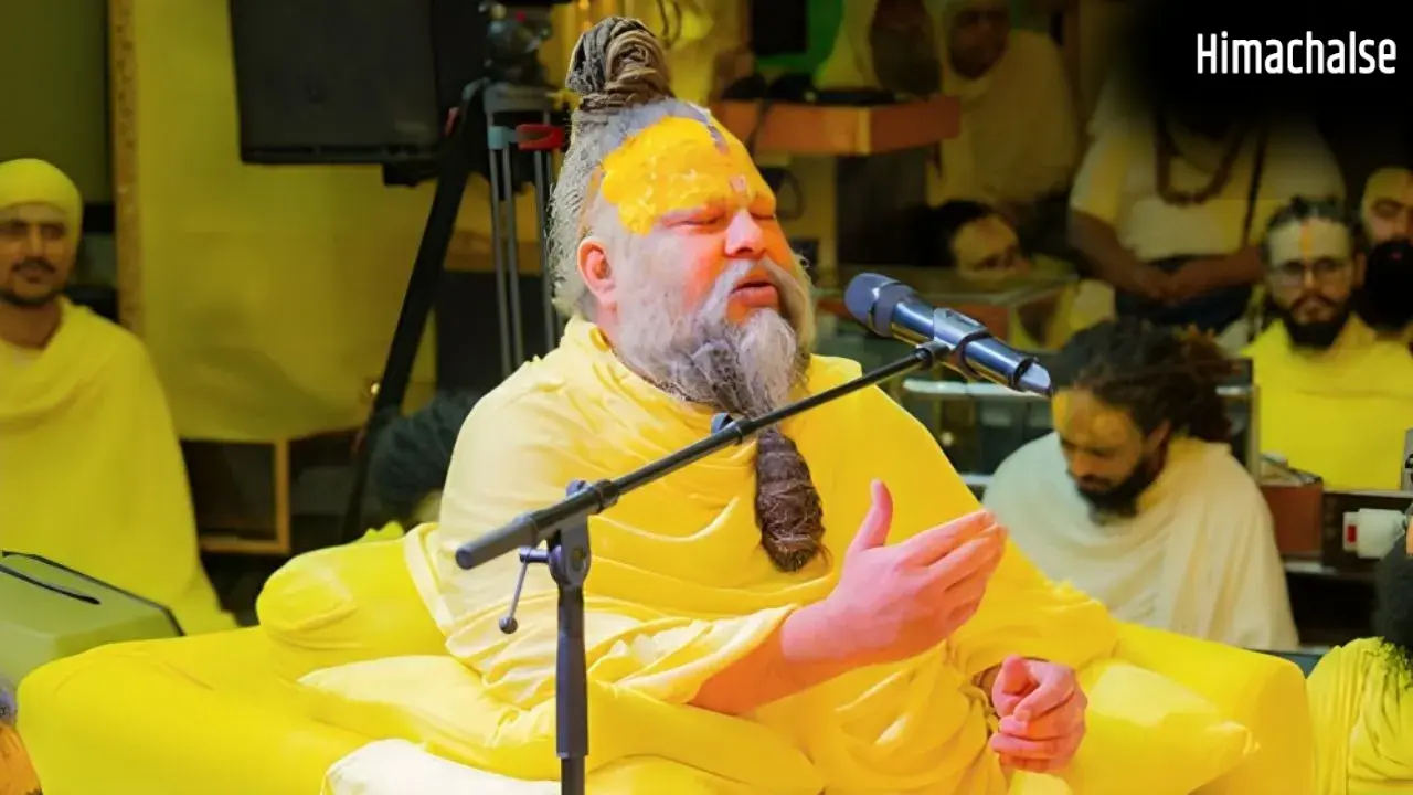 प्रेमानंद महाराज की फिर बिगड़ी तबीयत; अनिश्चितकाल के लिए बंद हुई पदयात्रा, एकांतिक दर्शन पर भी रोक​
