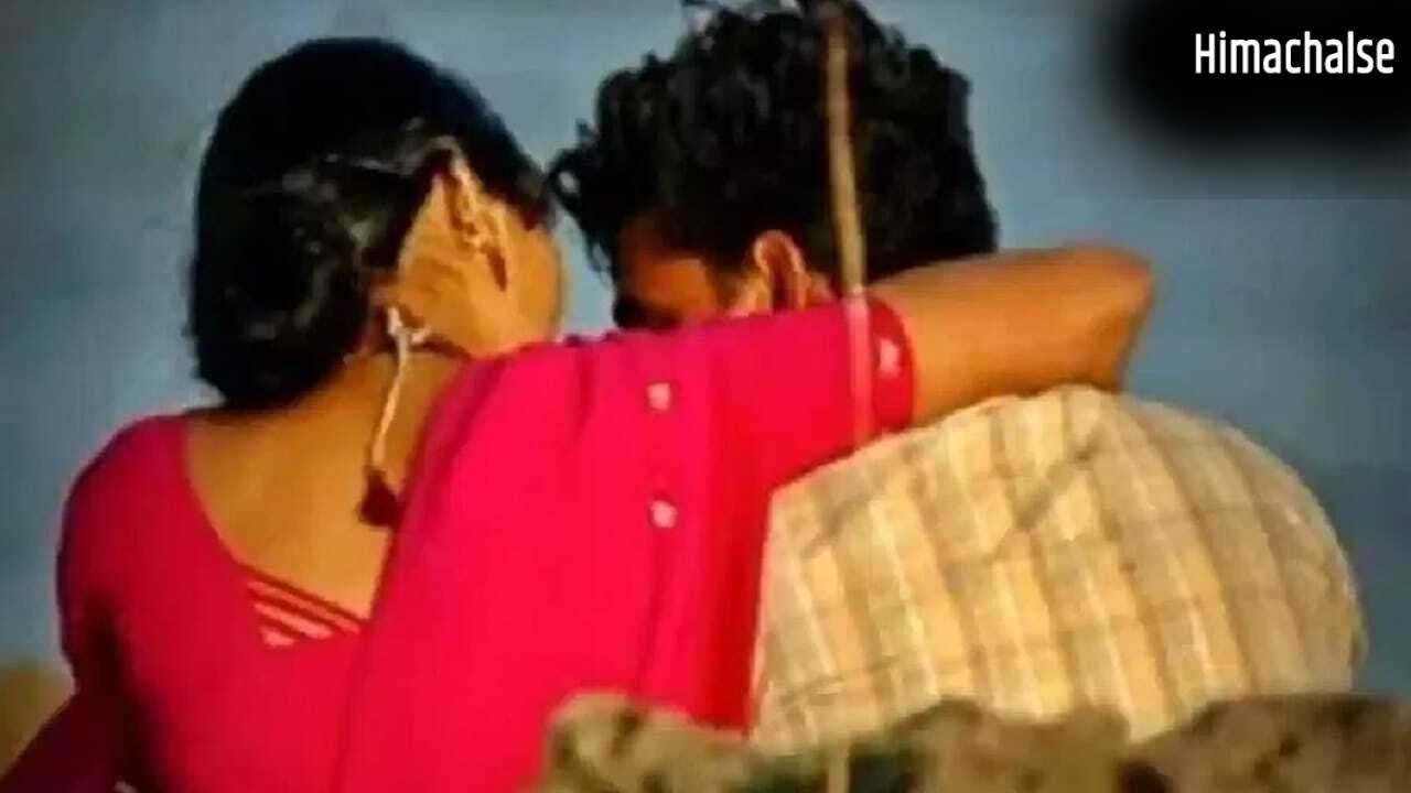 जिगरी दोस्त की बीवी को भगा ले गया युवक, चाकू लेकर भिड़ गए दोनों परिवार… 4 घंटे बाद विवाहिता ने लिया ऐसा फैसला, उड़े सबके होश