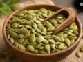 Summer Diet: क्या गर्मियों में कद्दू के बीज (Pumpkin Seeds) खाना सुरक्षित है? वैलनेस एक्सपर्ट हंसाजी योगेंद्र से जानिए सही नियम और तरीके​