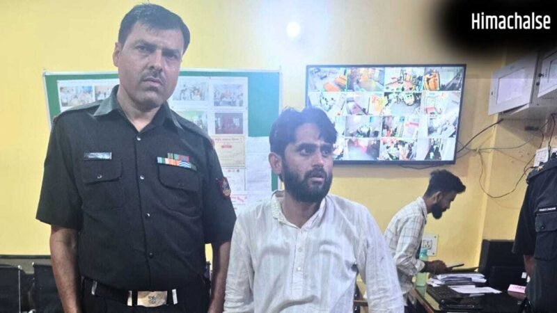 मुरादाबाद के अस्पताल में बच्चा चोरी नहीं… नवजात के कान में अजान पढ़ रहा था युवक, हंगामे के बाद पुलिस का खुलासा​