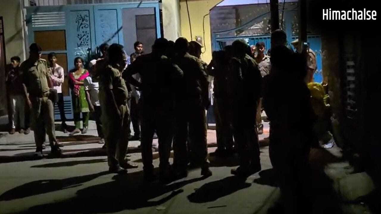 ग्रेटर नोएडा में किन्नर की बेरहमी से हत्या, खून से लथपथ मिला शव; CCTV खंगाल रही पुलिस​
