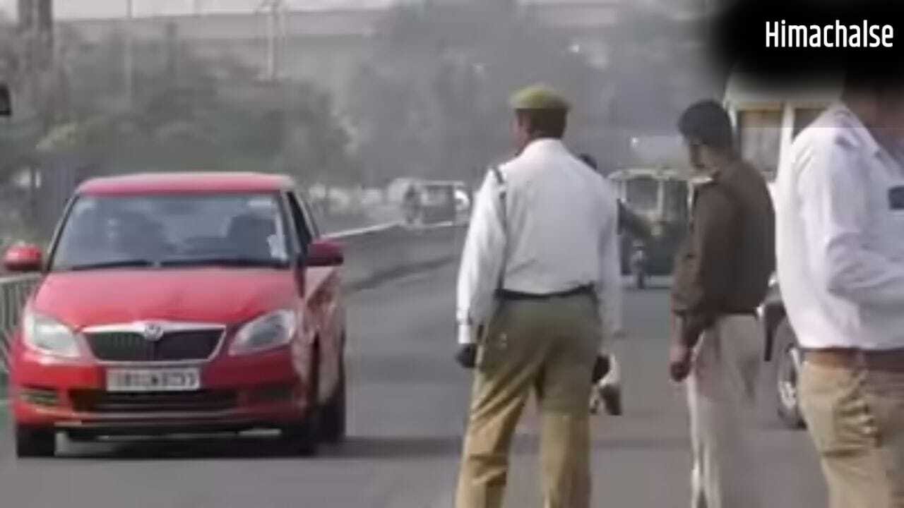 गजब! नोएडा में 3 घंटे में 3 बार काटा ‘थार’ का चालान, ट्रैफिक पुलिस पर उठे सवाल​
