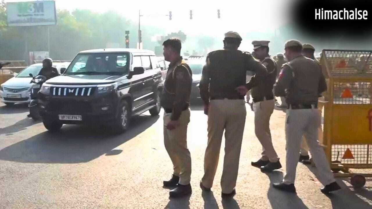नोएडा में पुलिसकर्मी को लिफ्ट देकर की थी लूट, प्रेमिका के परिवार पर किया था हमला… कातिल गिरफ्तार​