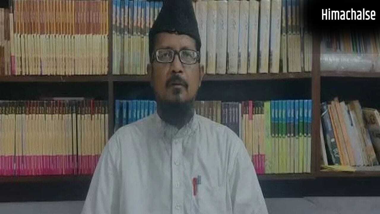 अखिलेश यादव पर भड़के मौलाना रजवी, बोले- SP के झांसे में न आएं मुसलमान, नए मजबूत विकल्प की तलाश करें​