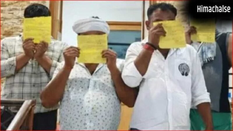 पहले महिलाओं को छेड़ा, फिर गंगा घाट पर एक दूसरे को करने लगे Kiss… हरिद्वार में अश्लील हरकतें करने वाले यूपी के 4 युवक अरेस्ट​