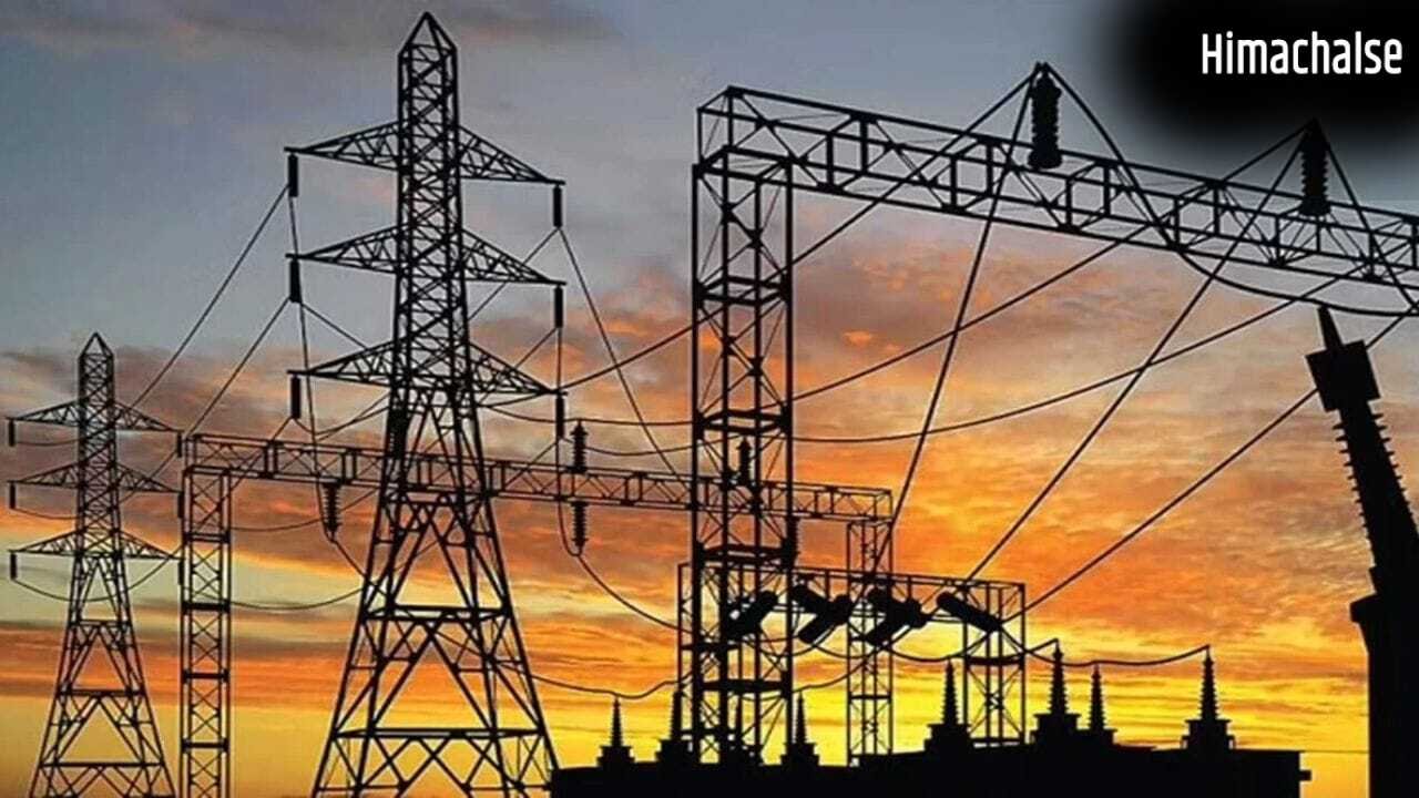 यूपी पावर ट्रांसमिशन कॉरपोरेशन के दो बड़े अधिकारी सस्पेंड, बिजली कटौती के बाद गिरी गाज​