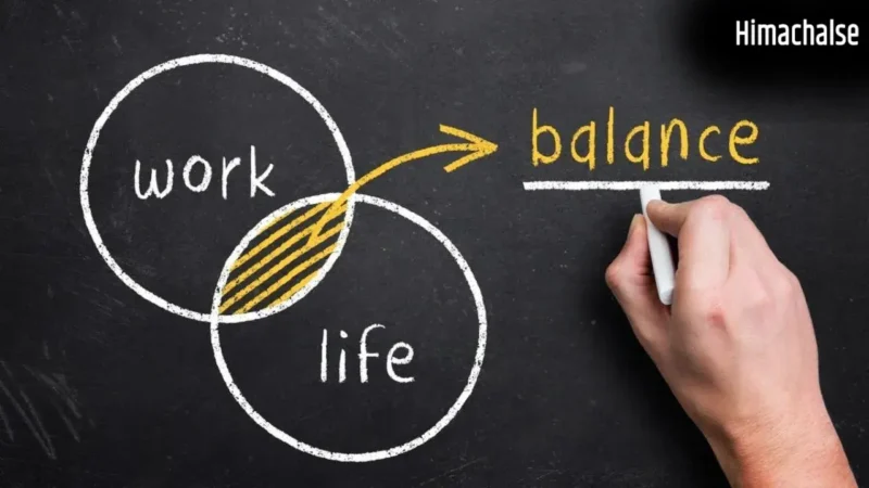 Work Life Balance: ऑफिस, तनाव और थकान से हैं परेशान, गुरूदेव श्री श्री रविशंकर के विचारों से मिलेगा मोटिवेशन​