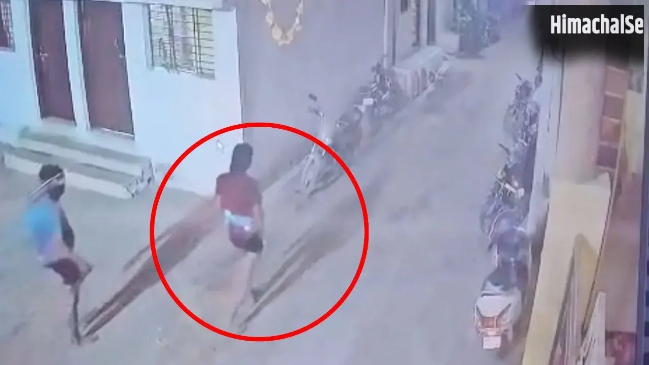 सीहोर में ‘चड्डीधारी गैंग’ की दहशत, दो मकानों से लाखों की चोरी; पूर्व नपाध्यक्ष के भाई के घर को भी नहीं छोड़ा