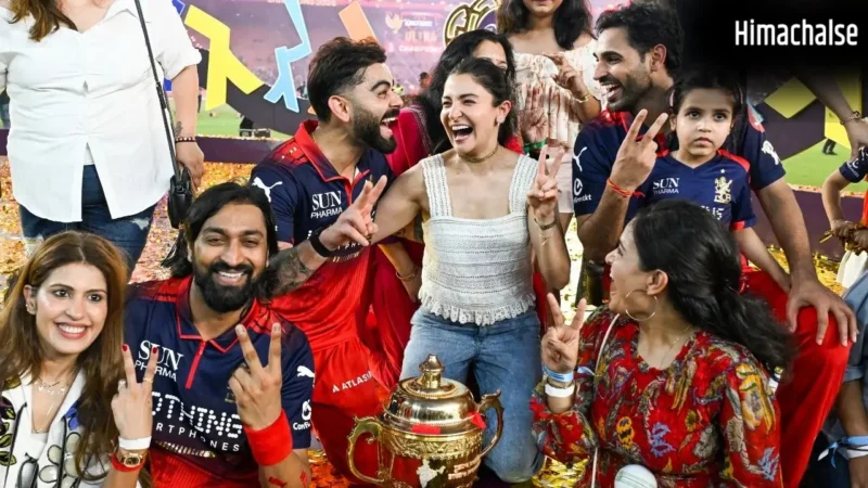 मैदान पर खूब जची विराट-अनुष्का की जोड़ी, फैंस को पसंद आई Virushka की कैमिस्ट्री, जश्न की तस्वीरें हुई वायरल​
