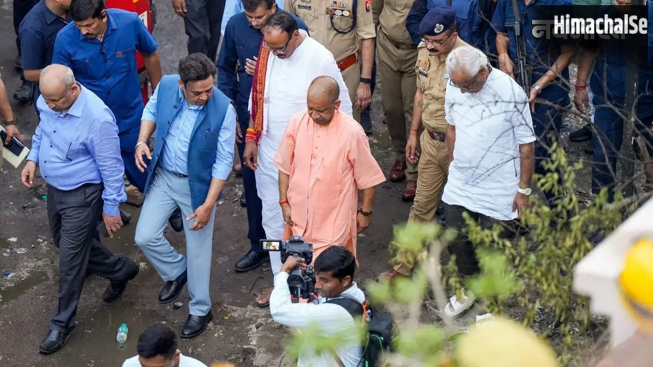 लखनऊ अग्निकांड के बाद हिला प्रशासन, 7 दिन में रिपोर्ट सौंपेगी SIT; सीएम योगी ने लिया ये सख्त फैसला​