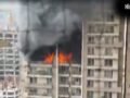 नोएडा सेक्टर-74 की IVY काउंटी सोसाइटी में भीषण आग, रेस्क्यू ऑपरेशन जारी, आग बुझाने में जुटी फायर ब्रिगेड​