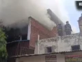 Fire Breaks Out: आगरा की जूता फैक्ट्री में भीषण आग, धुएं और लपटों से मचा हड़कंप, दमकल की कई गाड़ियां मौके पर​