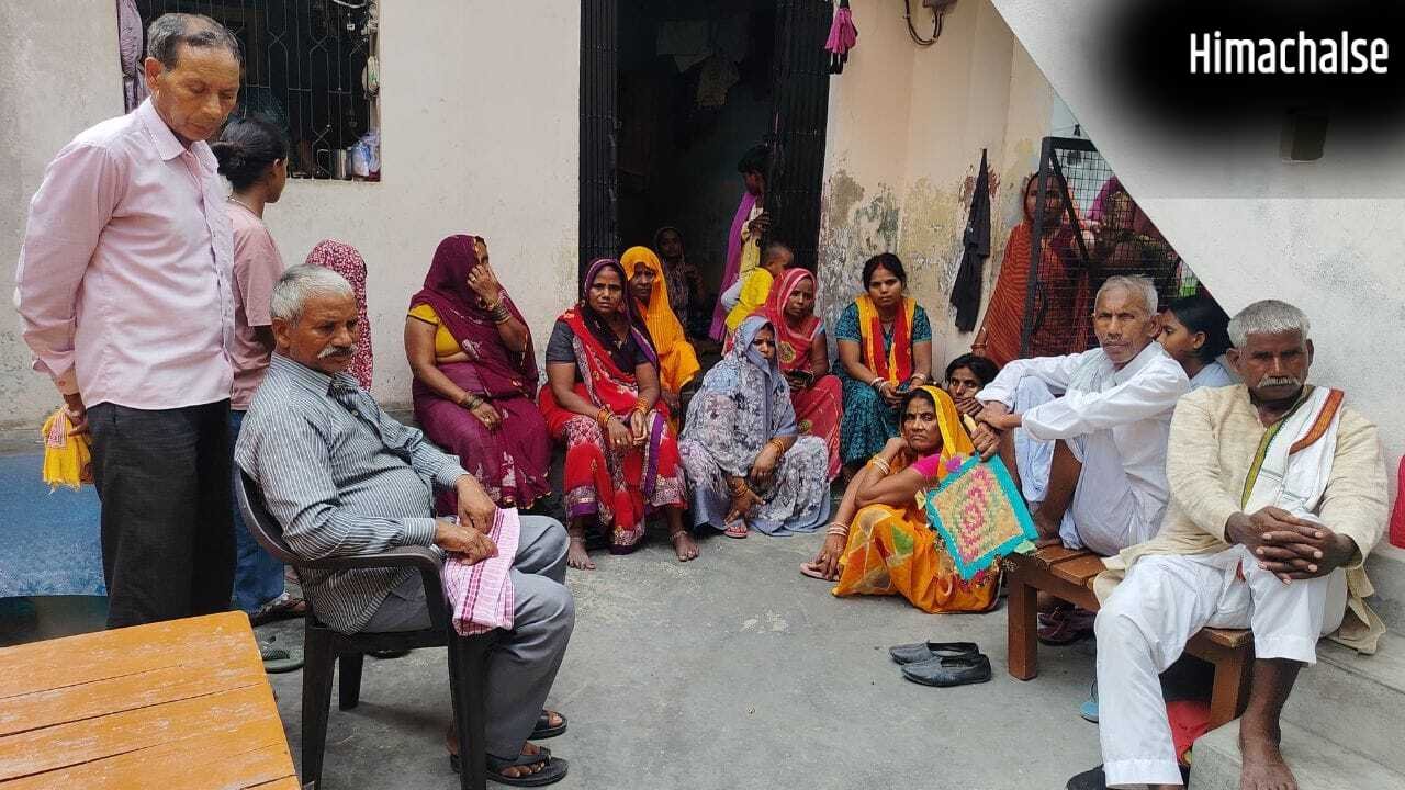 गोरखपुर: पिता ने दही में जहर मिलाकर बच्चों को खिलाया, 2 की दर्दनाक मौत​