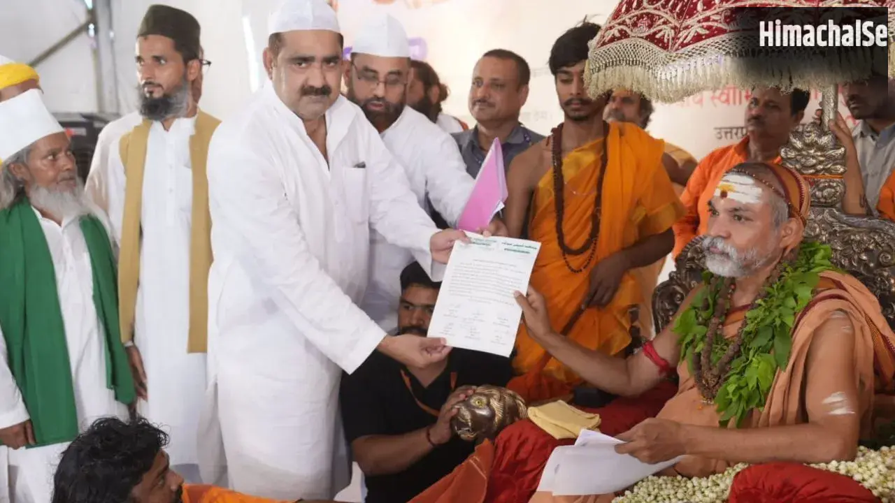 गौ रक्षा को बनाएं मतदान का मुद्दा: लखीमपुर खीरी में शंकराचार्य अविमुक्तेश्वरानंद का आह्वान​