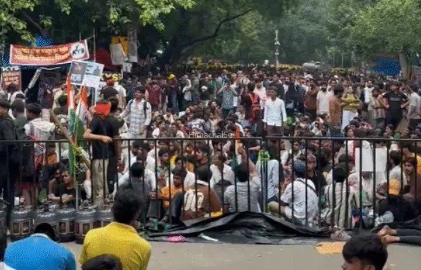 CJP का प्रदर्शन, दिल्ली के 16 मेट्रो स्टेशन बंद:बंगाल से 2 हजार CRPF जवान आ रहे​
