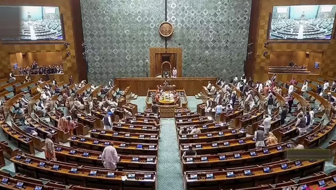 भारी हंगामे के बीच एंटी पेपर लीक बिल लोकसभा में ध्वनि मत से पारित, अगली लड़ाई अब राज्यसभा में​