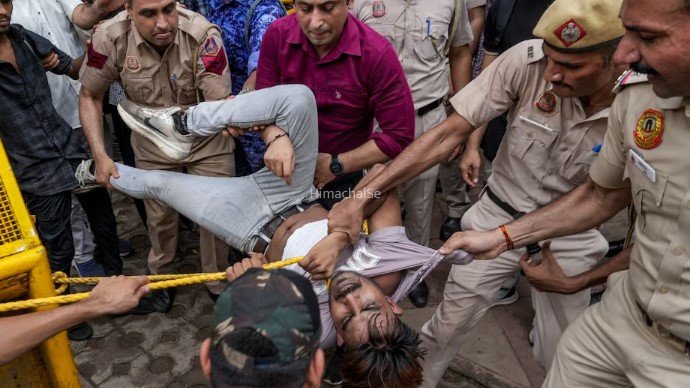 CJP वाले अब सुप्रीम कोर्ट पर भी भडके! बोलेः शर्तें मंजूर नहीं​