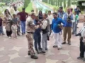 ताजमहल के रॉयल गेट पर फोटोग्राफरों में मारपीट; पर्यटक के सामने जमकर हुआ हंगामा, CISF ने संभाला मोर्चा​