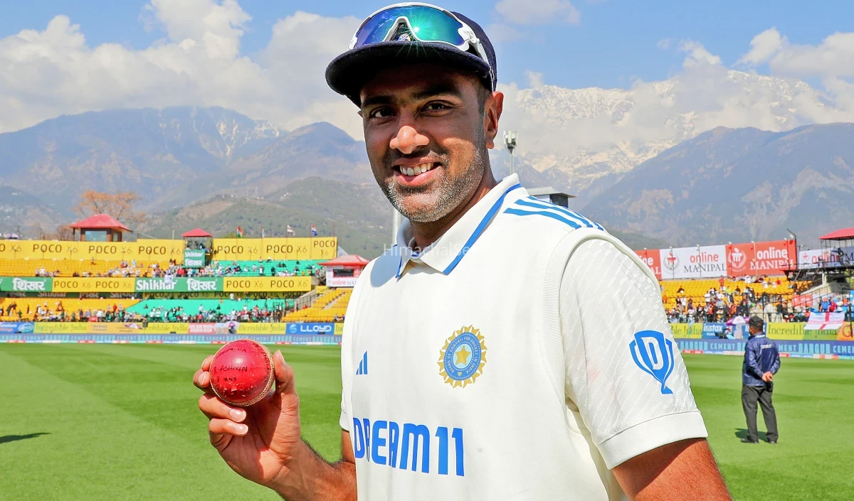 टीम इंडिया से बाहर Bhuvi पर Ashwin को भरोसा, 2027 World Cup के लिए किया बड़ा दावा​