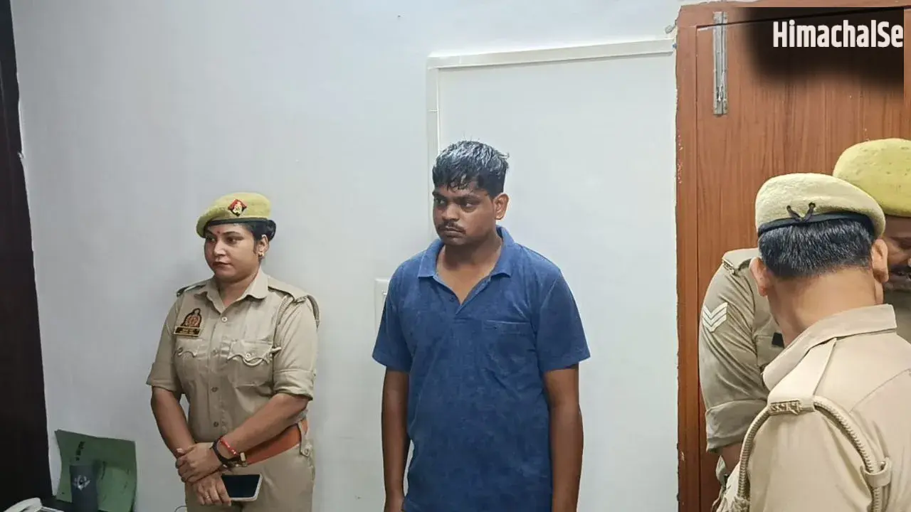 Varanasi: पुलिस की वर्दी पहनकर जमाता था रौब, खुद को रसूखदार अधिकारी बताकर अवैध वसूली करता था फर्जी दरोगा