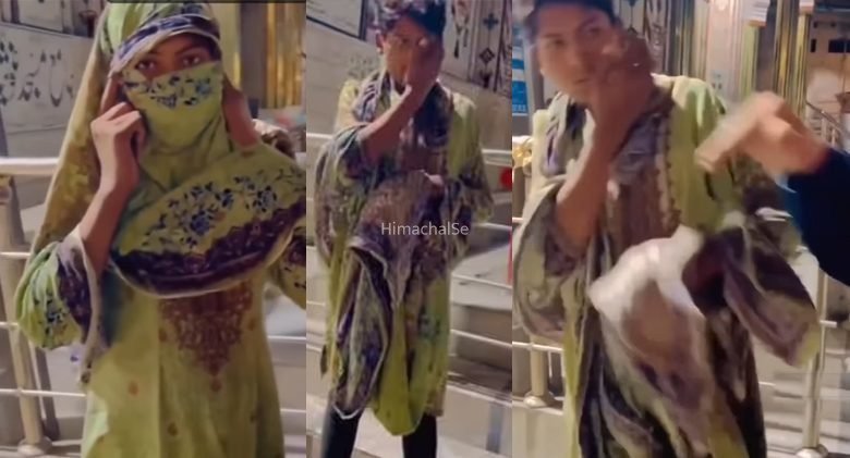 पहली मुलाकात में ही बॉयफ्रेंड ने कर दी सारी हदें पार सड़क पर उठाने लगा सलवार, अंदर का नज़ारा देख रह गए सब हैरान