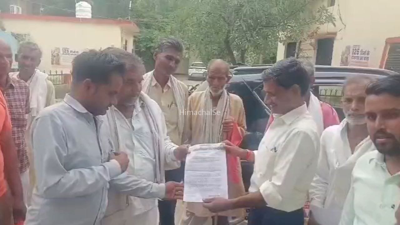 मूंगफली बीज कहां गया? महोबा में 2000 क्विंटल बीज गायब, किसानों को बांटना था; DM ने दिए जांच के आदेश​