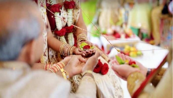 दहेज लेने से दूल्हे ने कर दिया माना, लेकिन नहीं माने ससुरालवाले और दिया इतना महंगा तोहफा