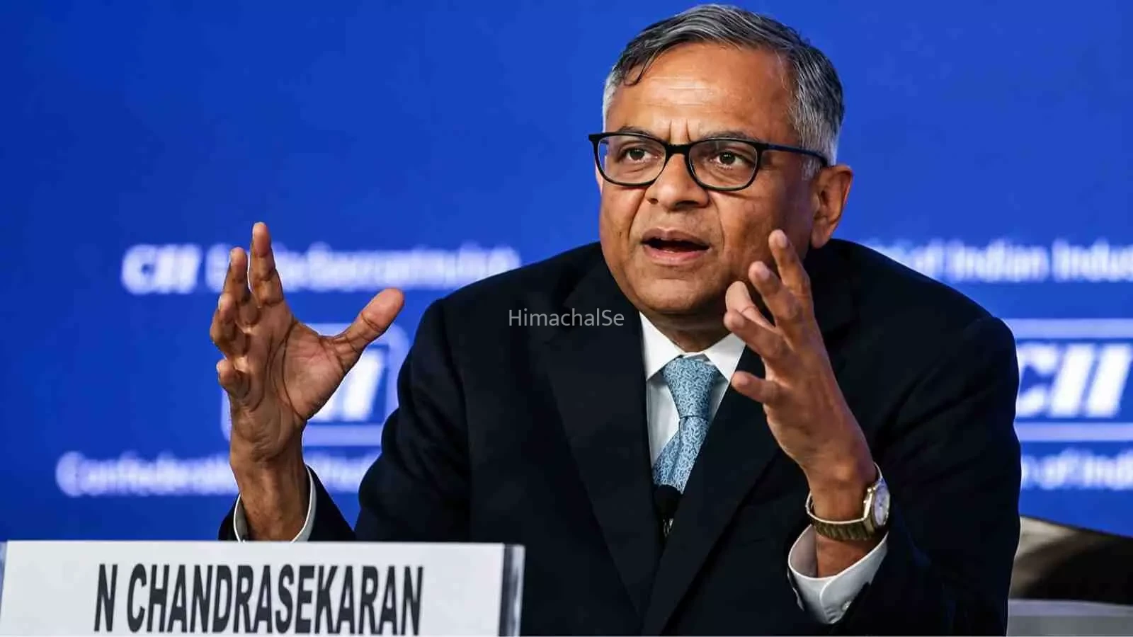 टाटा संस में बड़ा फेरबदल, क्या AGM से पहले चेयरमैन पद छोड़ सकते हैं एन चंद्रशेखरन?​