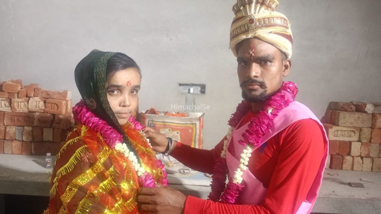 धर्म बदलकर रजिया बनी गौरी देवी, फिर हिंदू दूल्हे संग रचाई शादी, बोली- भगवान शिव मेरे इष्ट देव​