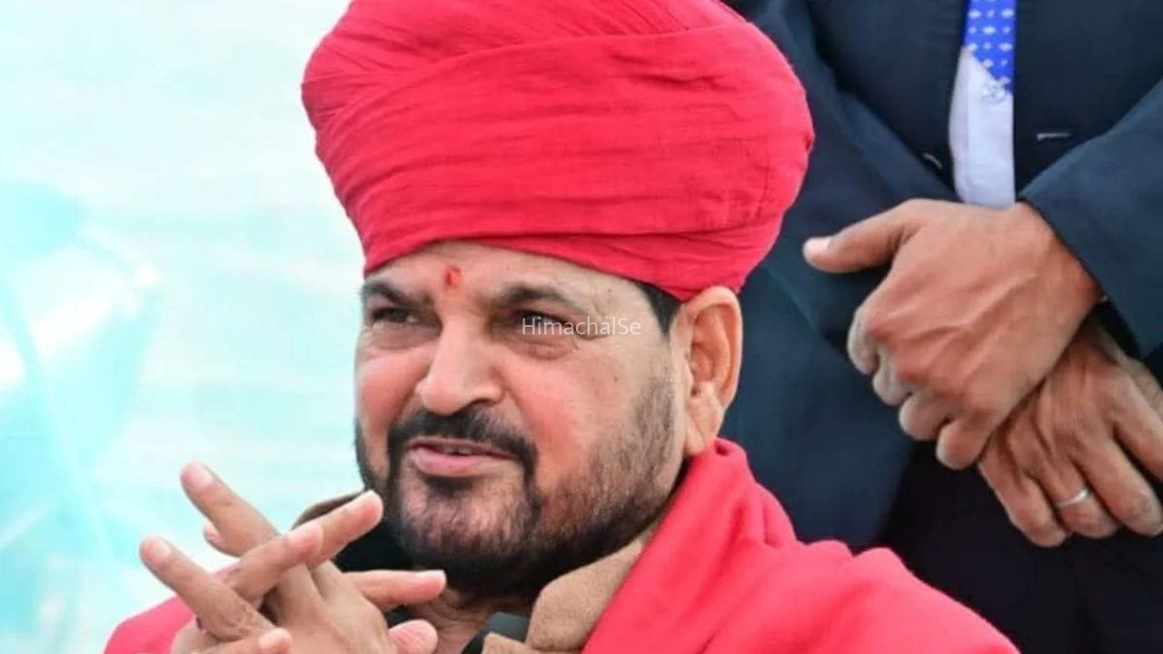 Brij Bhushan Sharan Singh Net Worth: ₹6.25 करोड़ की जमीन और ₹7.50 लाख की ज्वेलरी, कितने अमीर हैं बृजभूषण शरण सिंह​