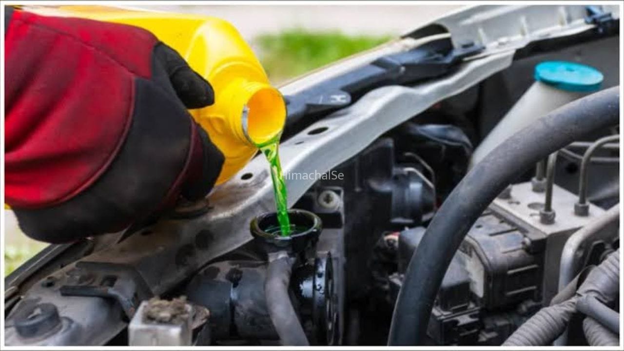 Coolant कम होने पर कार चलाना पड़ सकता है भारी, जानें इंजन पर क्या होगा असर​
