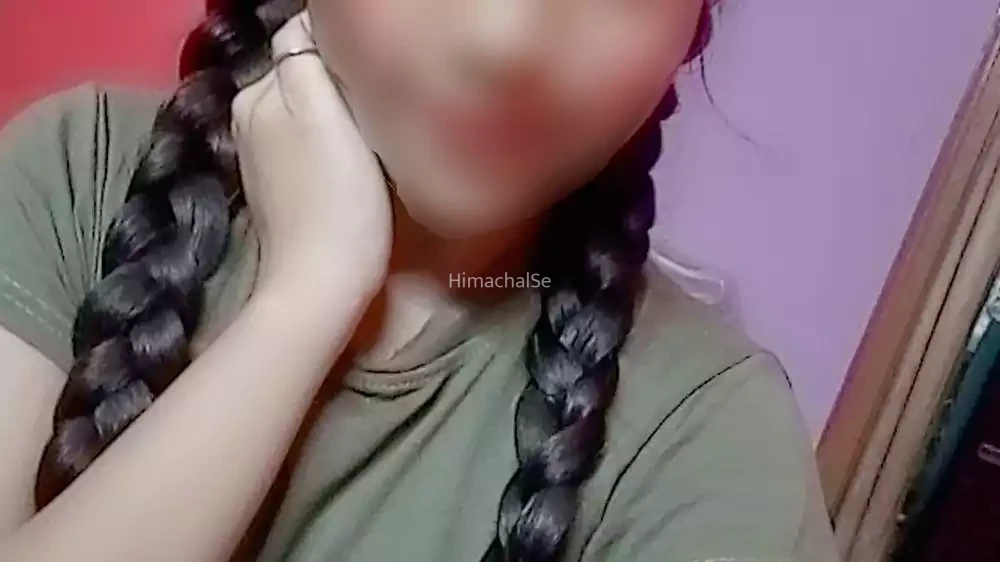 बिना कपड़ों के आशिक संग थी 17 साल की बेटी, बाप ने देखा तो कर दी हत्या​​​