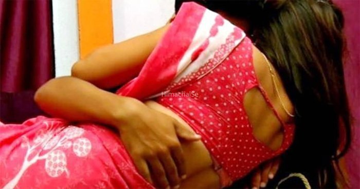 पति के होते हुए देवर संग रंगरलिया मना रही थी भाभी, दोनों ने खा ली साथ जीने मरने की कसमें, फिर..