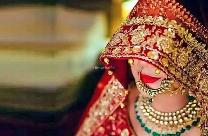 ब्यूटी पार्लर गई दुल्हन ब्वॉयफ्रेंड संग हुई फरार, दूल्हा बोला: मेरी किसी भी लड़की से करवाओ शादी
