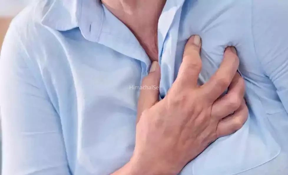 ​​हार्ट अटैक आने से पहले शरीर चीख-चीख कर देता है ये 5 इशारे पर ज़्यादातर लोग कर देते हैं नज़रअंदाज़