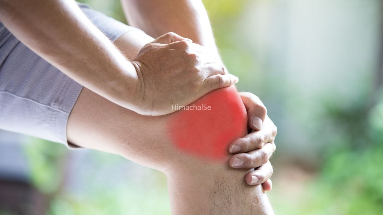 कम उम्र में क्यों होता है जॉइंट पेन? जानें इसके पीछे की वजह​
