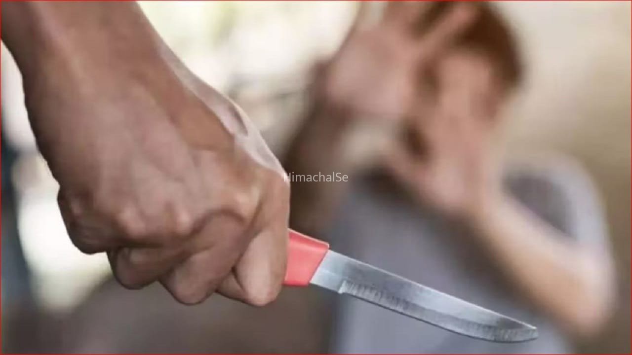 डबल मर्डर से दहली मुंबई… तेज संगीत को लेकर हुई लड़ाई, बाप-बेटे को चाकू घोंपकर मार डाला, पत्नी और छोटा बेटा घायल​