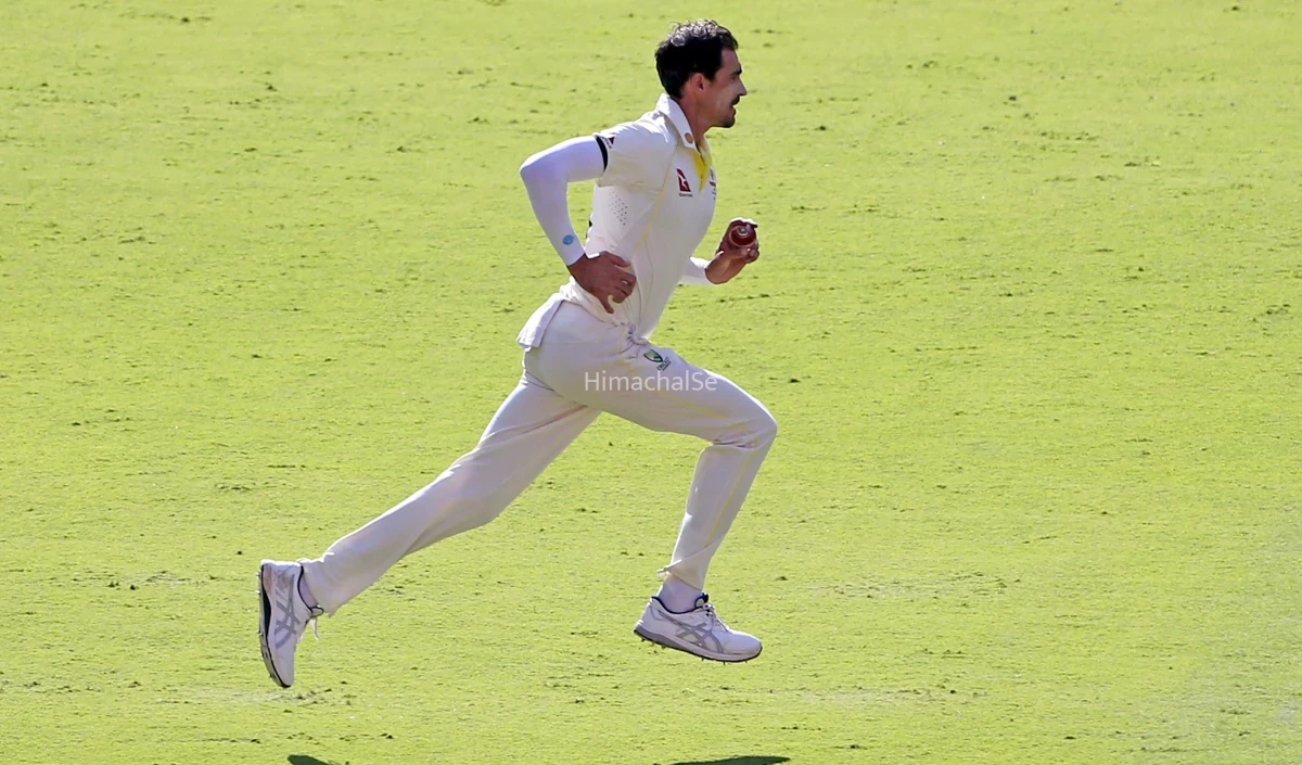 Mitchell Starc ने तोड़ा Rangana Herath का रिकॉर्ड, बने सबसे सफल बाएं हाथ के Test गेंदबाज​