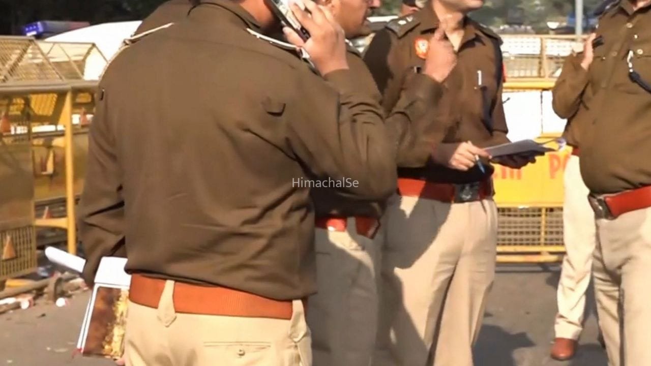 ‘न अच्छे पति बन सके, न ही पिता…’ नोएडा में लोकसभा सचिवालय के निदेशक ने की आत्महत्या, सुसाइड से पहले 15 पन्नों में लिख गए दर्द​