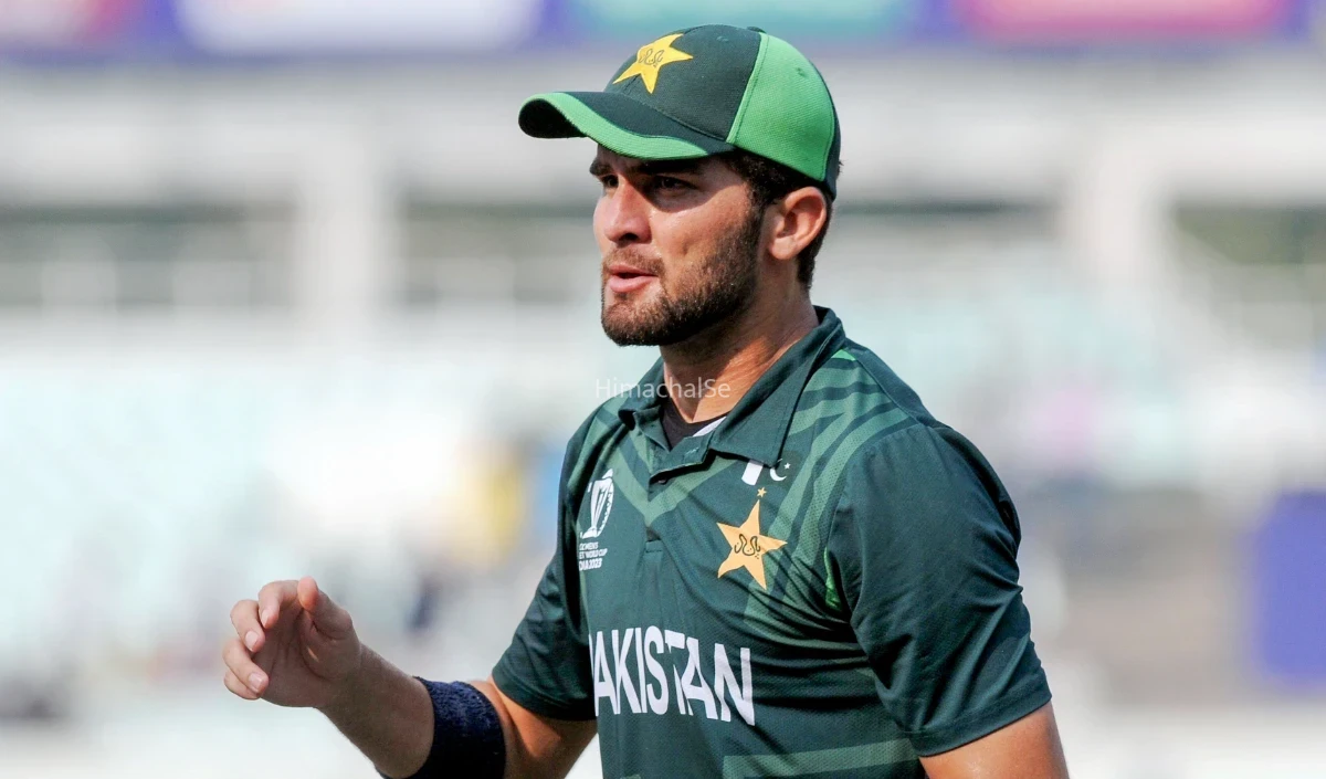 Shaheen Afridi vs Babar Azam: पाकिस्तान की कप्तानी पर छिड़ी जंग, अफरीदी बोले- ‘फिलहाल मैं ही कप्तान हूं’​