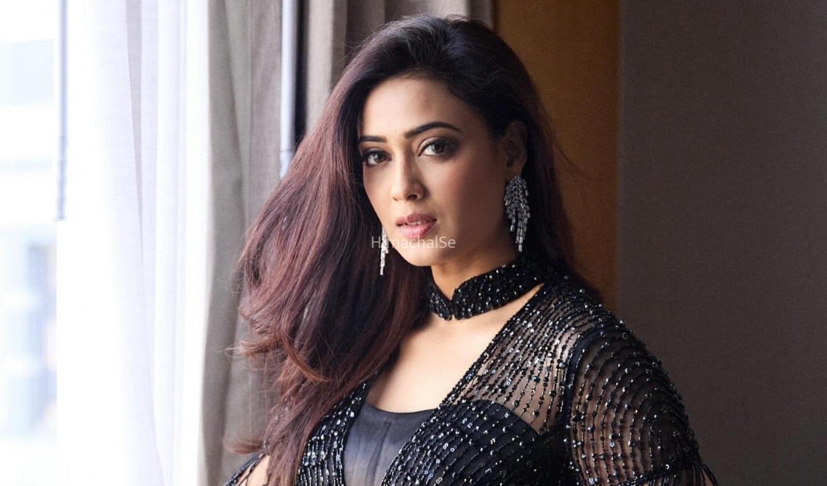 ऑनलाइन ग्रॉसरी में मिला कॉकरोच! भड़कीं Shweta Tiwari ने महाराष्ट्र FDA कमिश्नर तुकाराम मुंढे से लगाई गुहार​