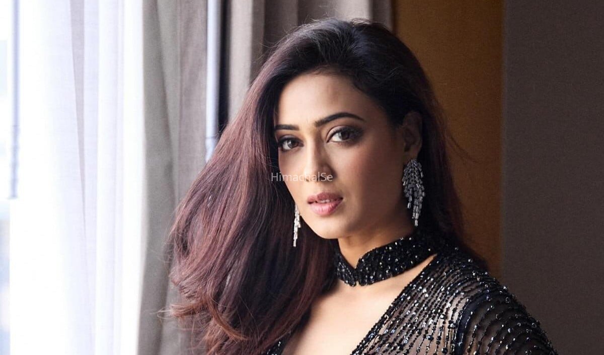 Shweta Tiwari ने ऑनलाइन बदसलूकी करने वाले ट्रोल्स पर निकाला गुस्सा, MNS प्रमुख राज ठाकरे से पूछे तीखे सवाल​