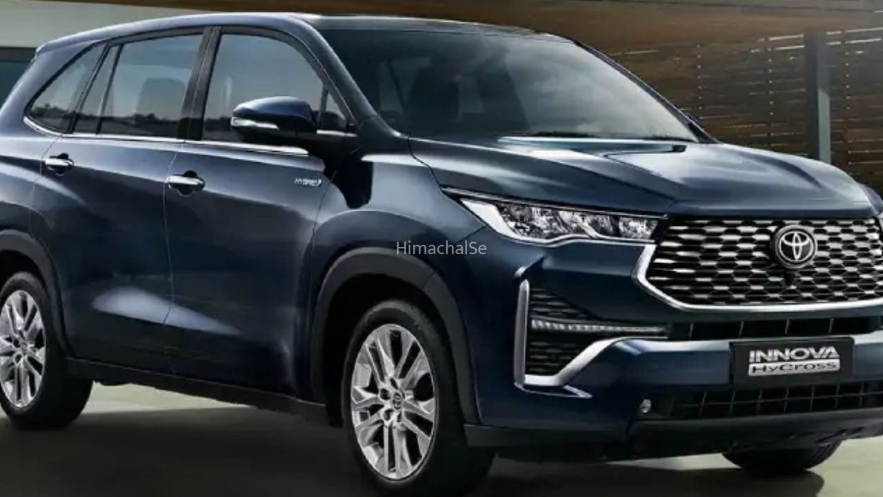 Innova Hycross के नए मॉडल पर टिकी नजरें! लॉन्च से पहले जानें क्या कुछ बदल सकता है​