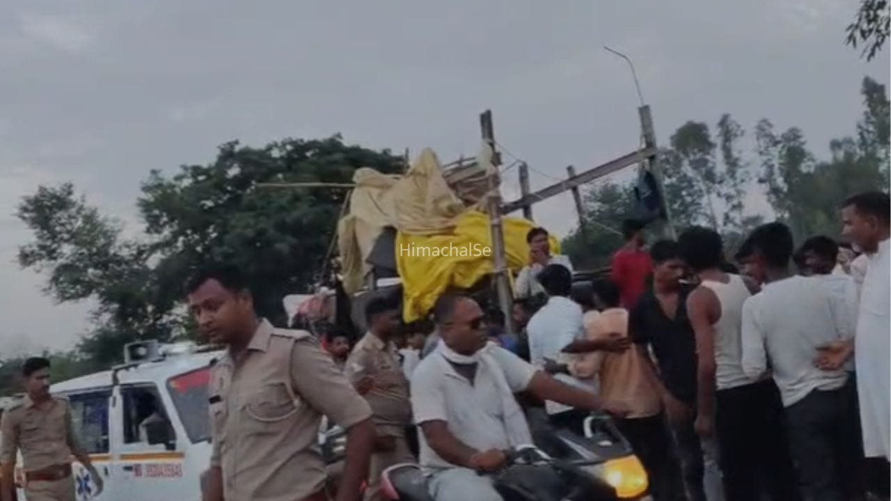 बरेली में भीषण सड़क हादसा, कांवड़ियों से भरी ट्रैक्टर-ट्रॉली पलटी, 23 घायल… टेंपो सवार की मौत​