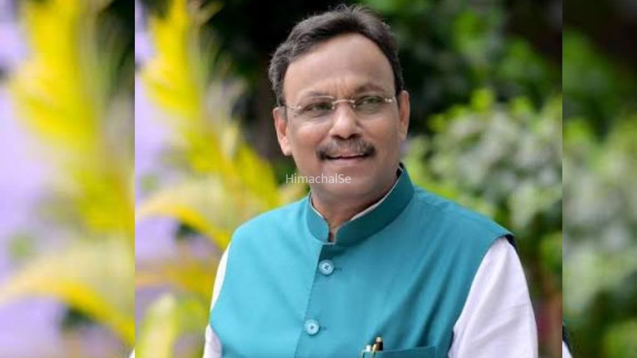 यूपी में मिशन हैट्रिक! सरकार-संगठन के बीच समन्वय से लेकर गुटबाजी रोकने तक…  विनोद तावड़े के सामने हैं ये 5 बड़ी चुनौतियां​