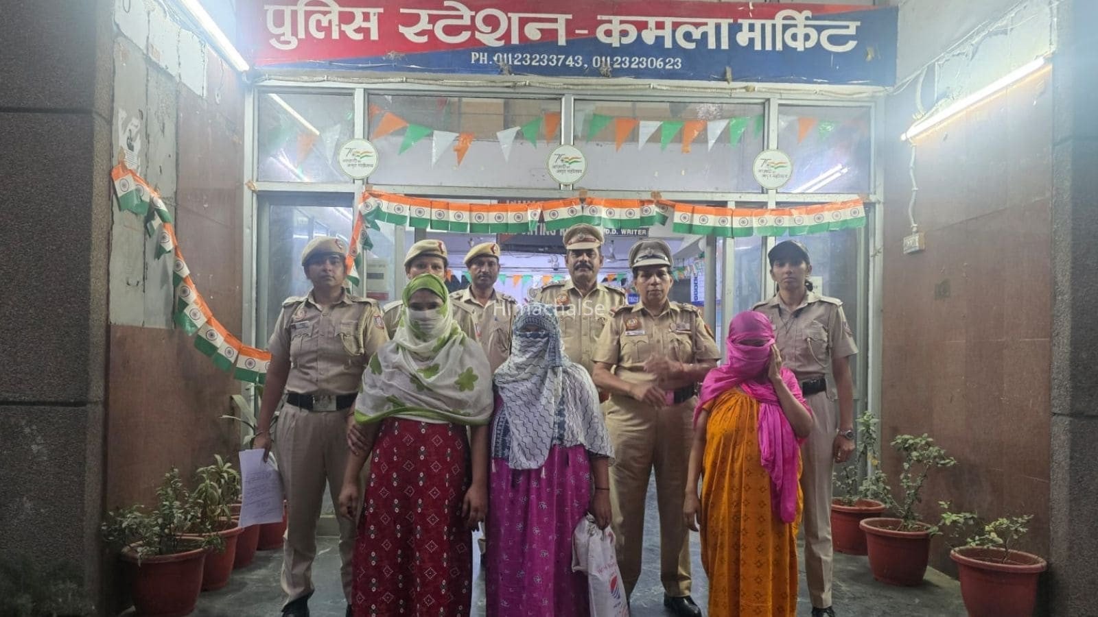 फोन पर बेटी ने मां से लगाई गुहार, सिसकते हुए बोली- मुझे GB रोड के कोठा नंबर 58 से बचा लो, रुला देगी 8 साल के बच्चे की कहानी