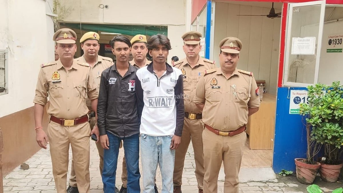 ‘पागल’ कहने पर भड़के​​​ नशे में धुत युवक, स्कूटी से कुचलकर कबाड़ बीनने वाले की कर दी हत्या!​​​