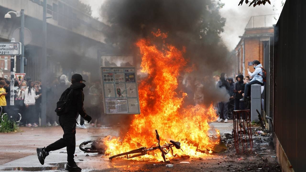 France Protest (1)
